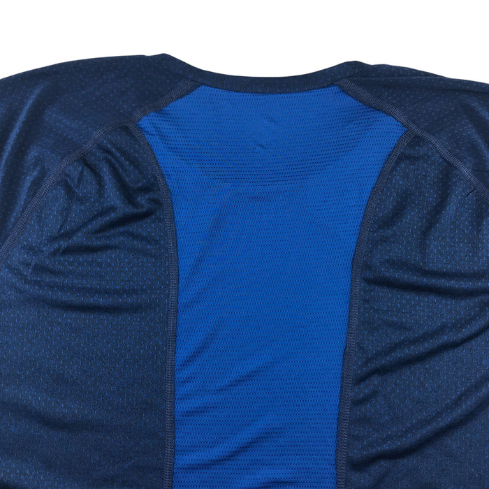 GAP men XL blue sports t-shirt