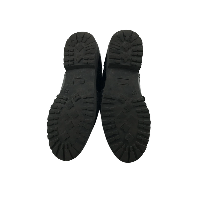 Size UK 5 black glitter tipped shoes