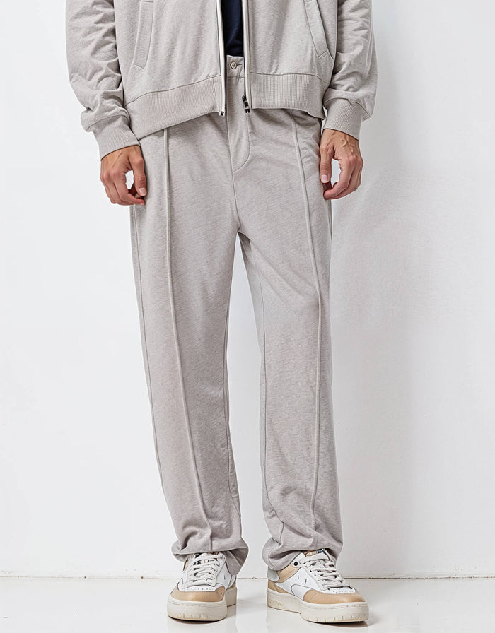 Wide Sports Suit