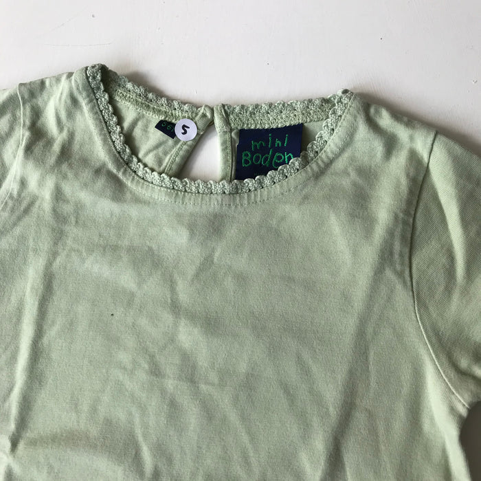 Preloved kids t-shirt
