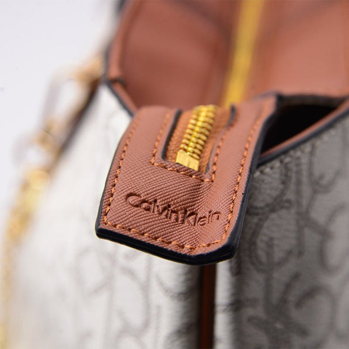 CALVIN KLEIN Minimal shoulder Bag CB68 - Runner