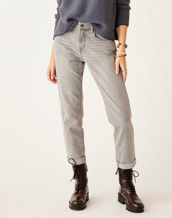 Carson Hi Rise Jean: Washed Grey