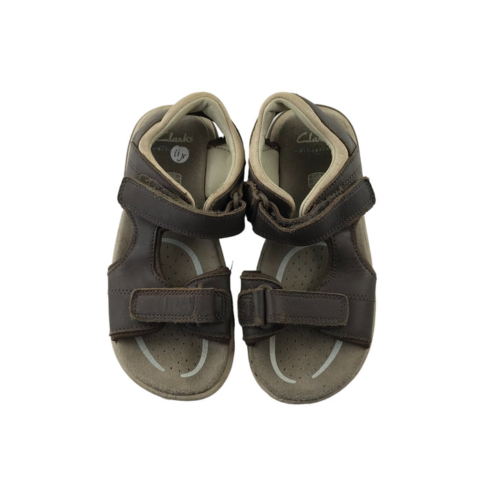 Clarks size UK 11 grey strap sandals