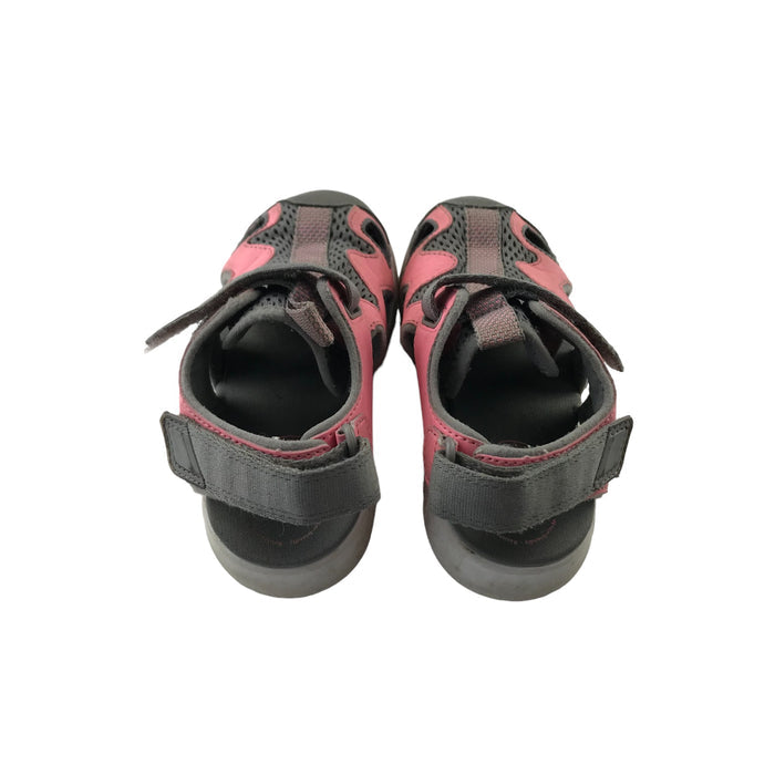 Clarks size UK 11.5 (jr) grey pink strap sandals