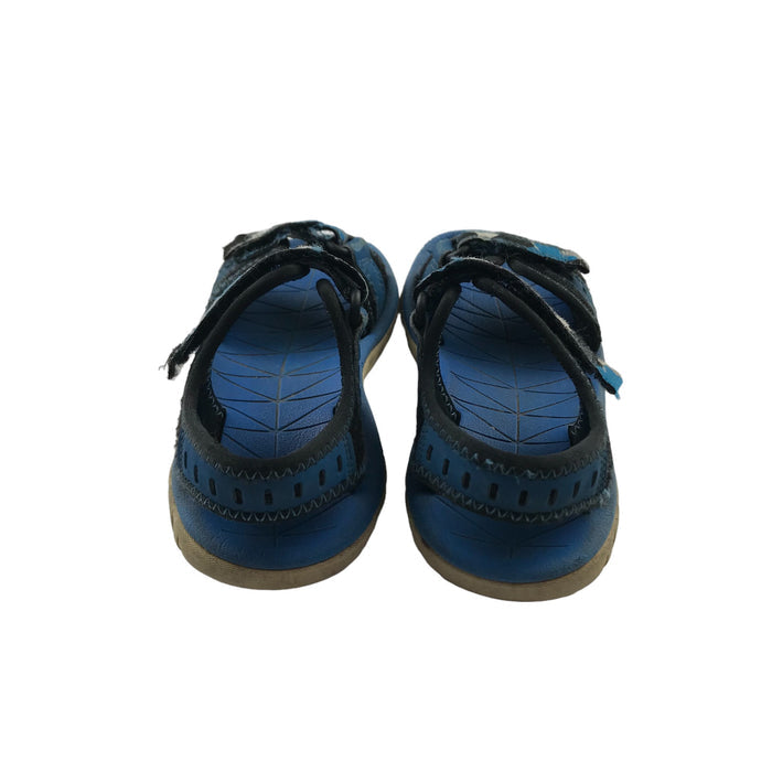 Clarks size UK 9 navy camo sandals