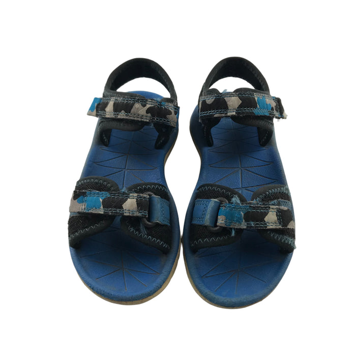 Clarks size UK 9 navy camo sandals