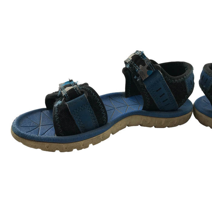 Clarks size UK 9 navy camo sandals