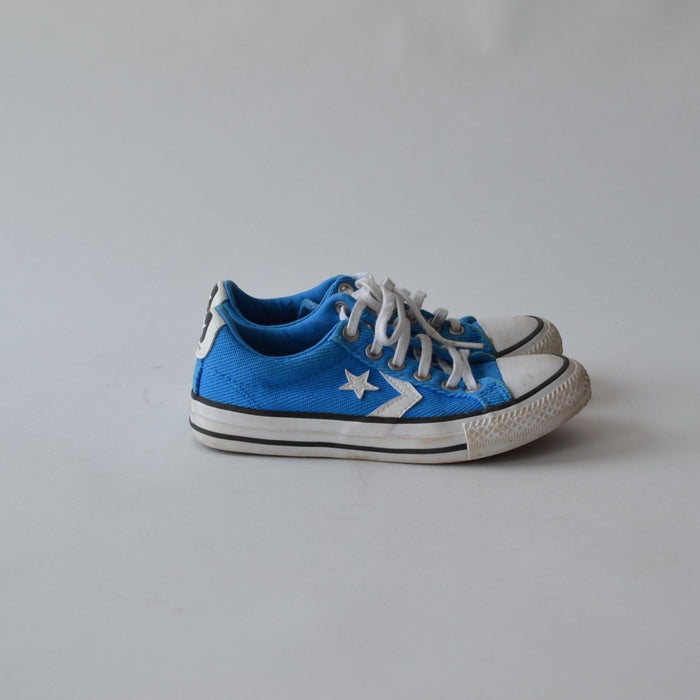 Converse size UK 12 (jr) blue canvas trainers