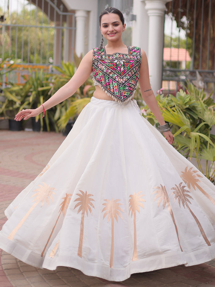 Dazzling White Silk Navratri Wear Lehenga With Gamthi Work Blouse