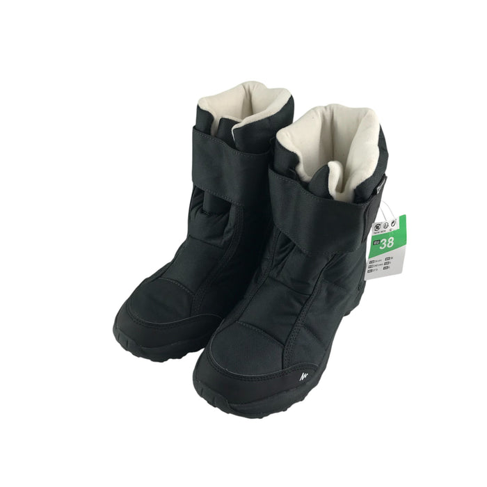 Decathlon size UK 5 black winter boots