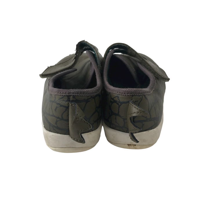 Emu Australia  size UK 10 (jr) khaki crocodile trainers