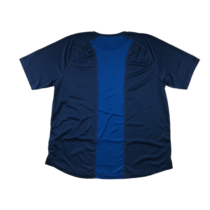 GAP men XL blue sports t-shirt