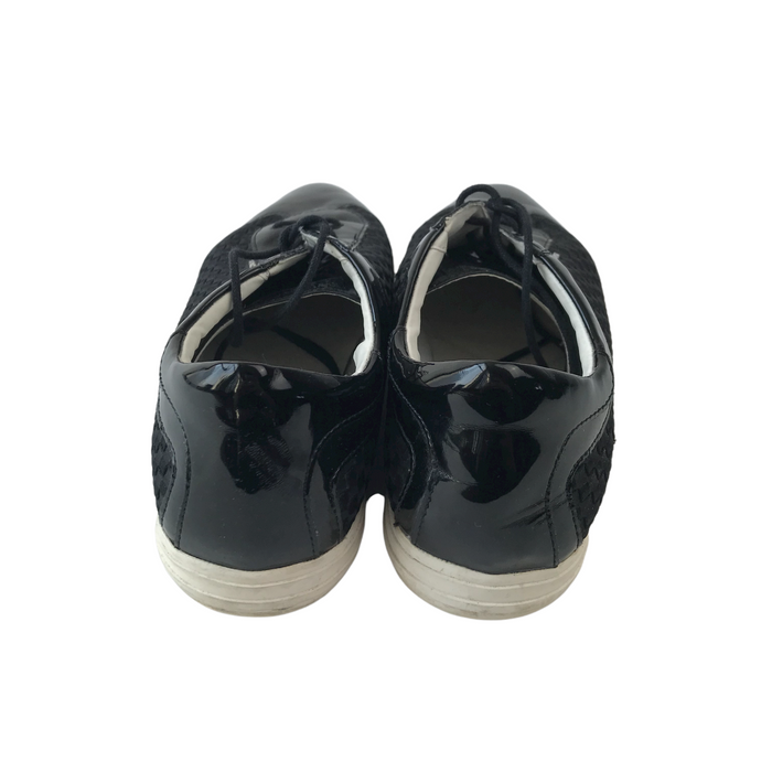 Geox size UK 5 black pointy trainers
