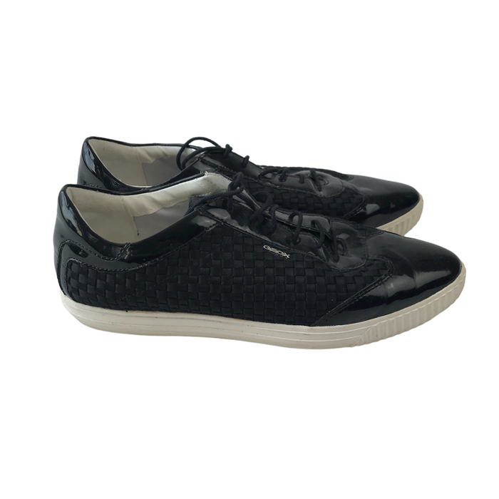 Geox size UK 5 black pointy trainers
