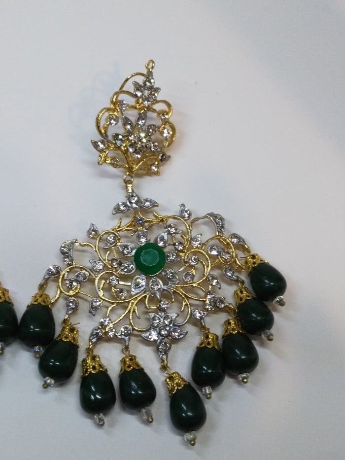 GREEN ROYAL STYLE EARRINGS FOR ROYAL PEOPLE - NATASHAHS