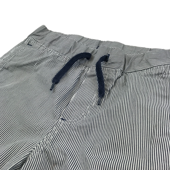 H&M 9 years navy blue and white striped shorts