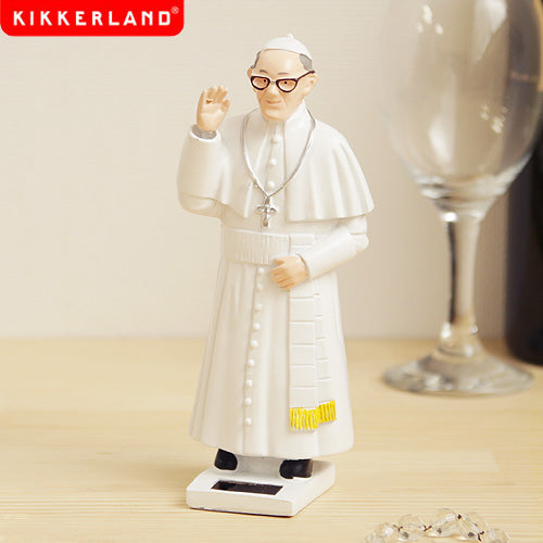 Kikkerland - Pope Francis Solar Energy Powered Waving Statue