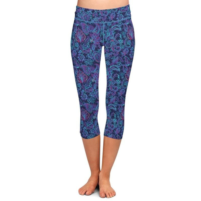 Ladies Beautiful Blue Paisley Printed Capri Leggings