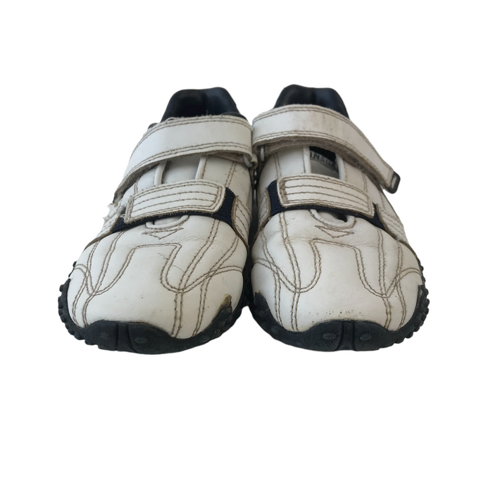 Lonsdale  size UK 13 (jr) white trainers