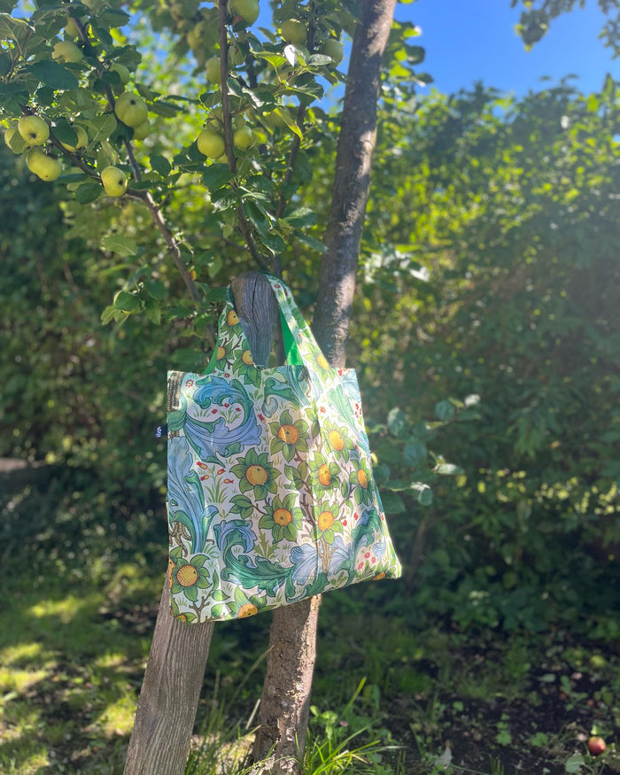 LOQI Museum Art Recycled Tote Bag - Orchard Dearle by William Morris