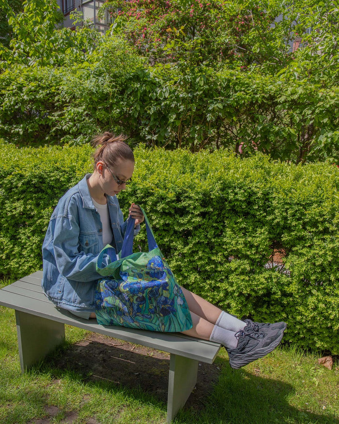 LOQI Museum Collection Tote Bag - Irises by Vincent Van Gogh