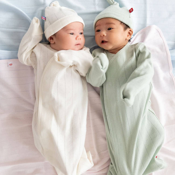 Magnetic Me Love Lines Organic Cotton Magnetic Cozy Sleeper Gown + Hat Set