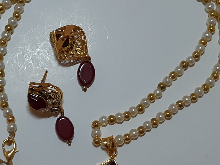Maroon Golden Base Pendant Set - NATASHAHS