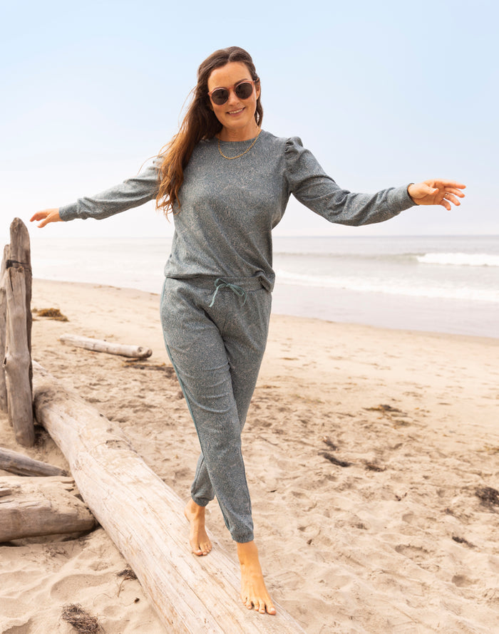 Naomi Sweatshirt: Hydro Floral - FINAL SALE