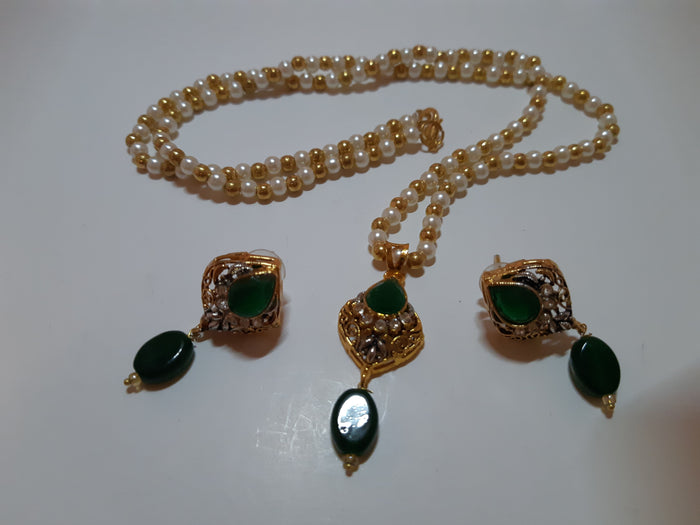 Navy Blue Golden Base Pendant Set - NATASHAHS