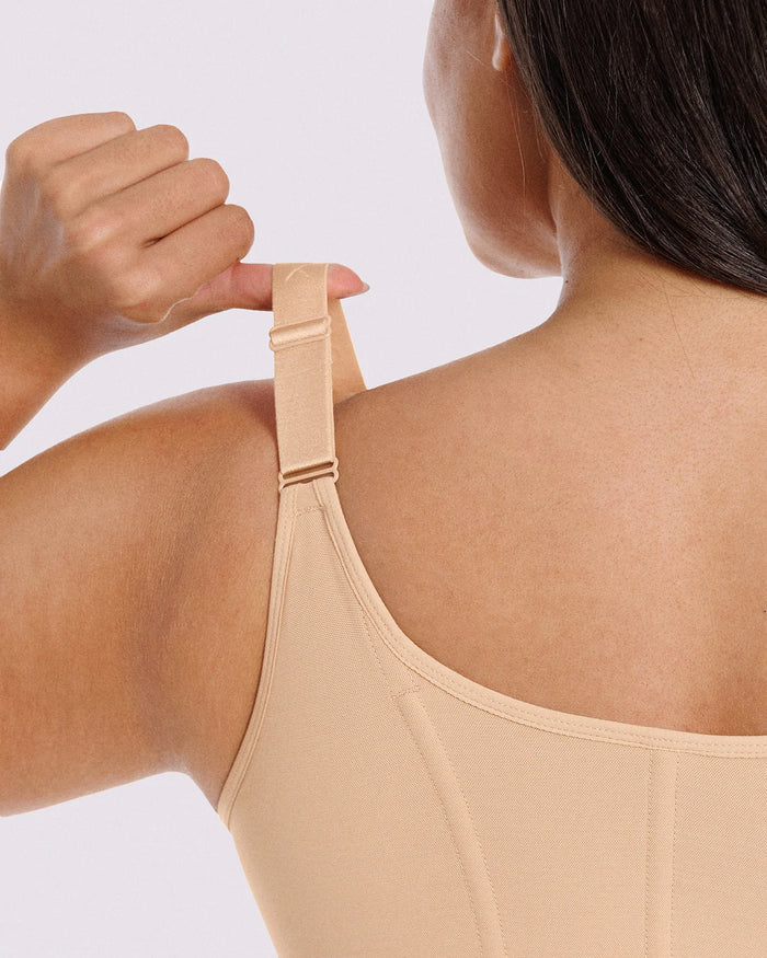 Wide supportive straps designed to improve comfort and stability