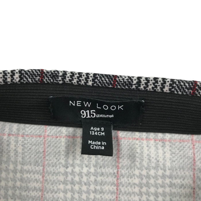New Look 8-9 year grey houndstooth skirt