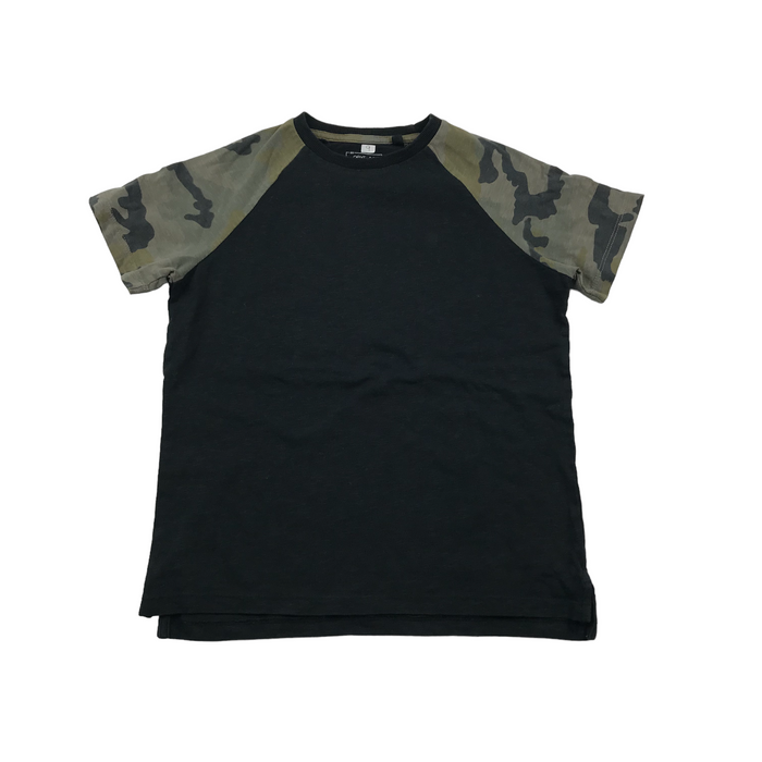 Preloved kids t-shirt