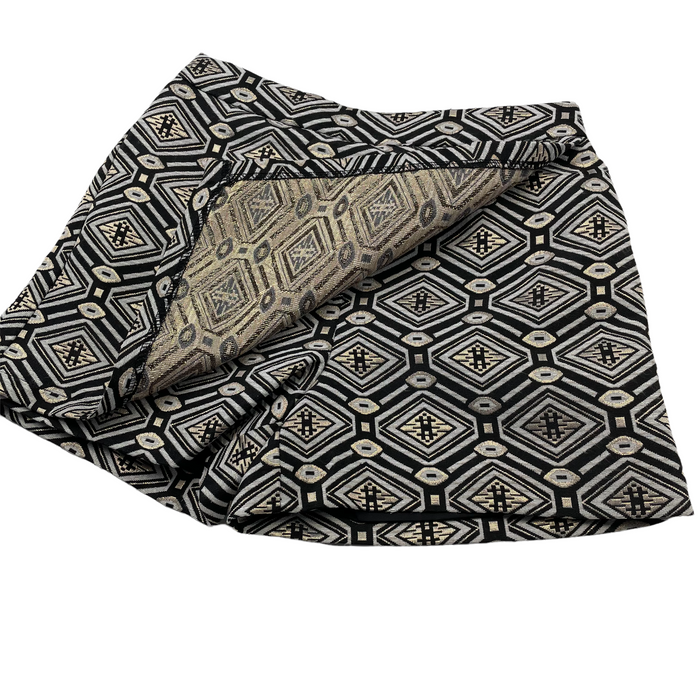 Nutmeg 8 years grey and black diamond pattern skort