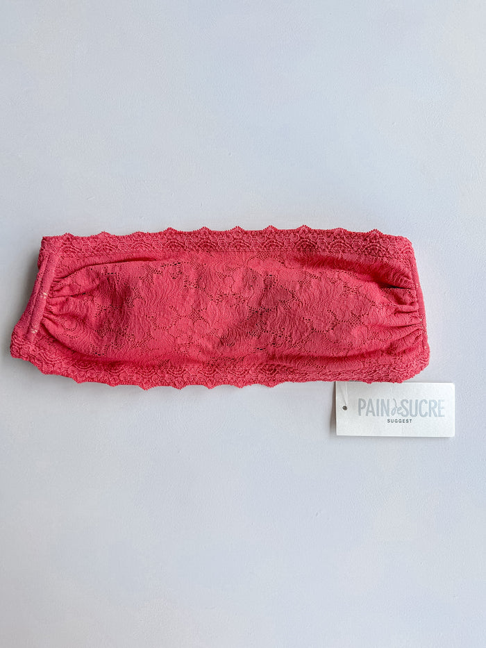 Pain De Sucre Bra Top in Pink Lace Abaya