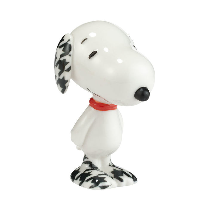 Peanuts - Hound's Tooth Snoopy Figurine 4030867