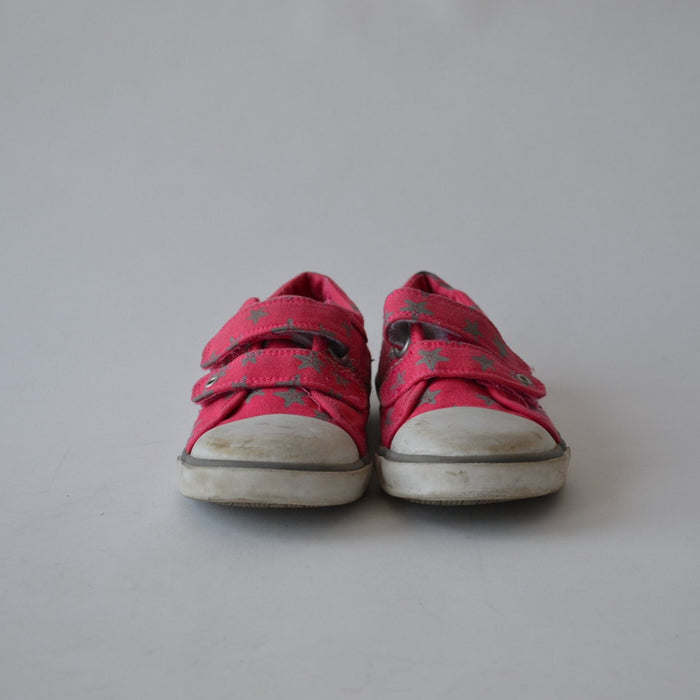 Pink size UK 12 (jr) star trainers