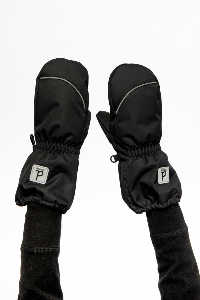 Child wearing the black Play winter mittens, view 2