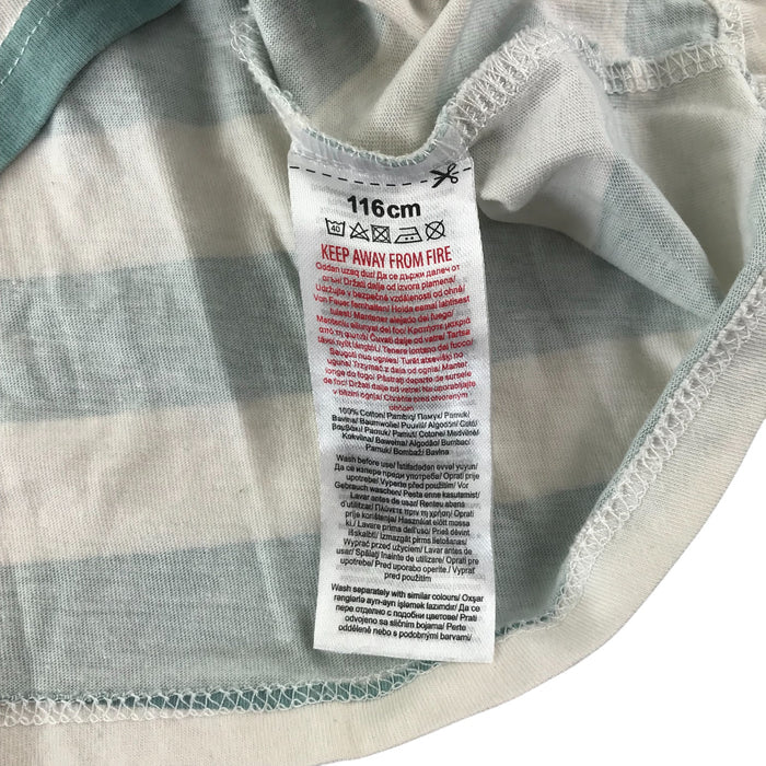 Preloved kids t-shirt