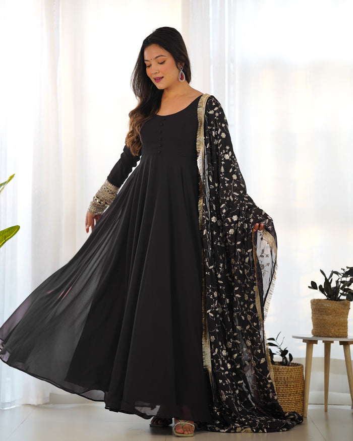Presenting Black Georgette Gown Dupatta Full Set With Pent Ready To Wear