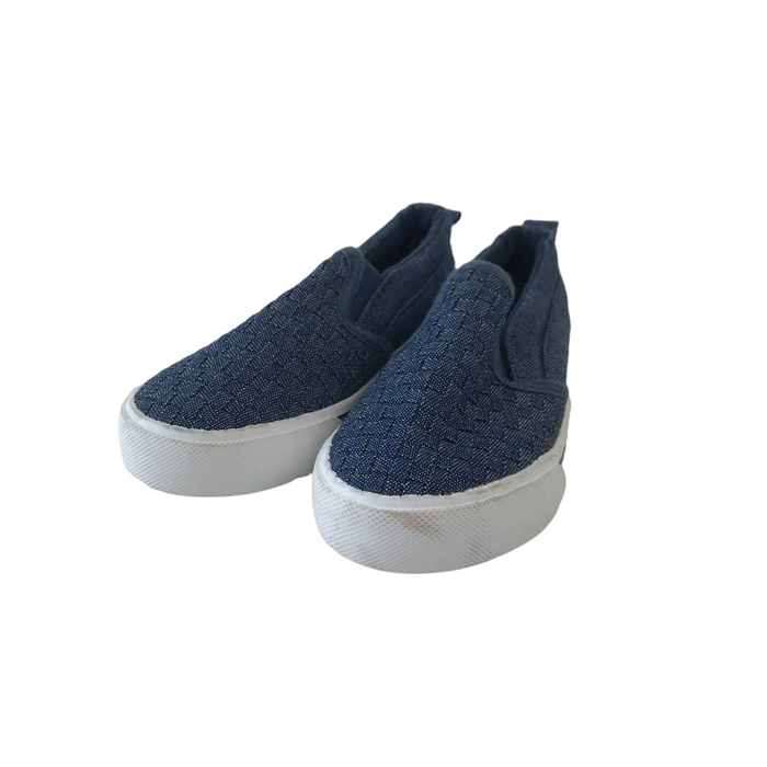 Primark size UK 9 (jr) denim-style plimsolls