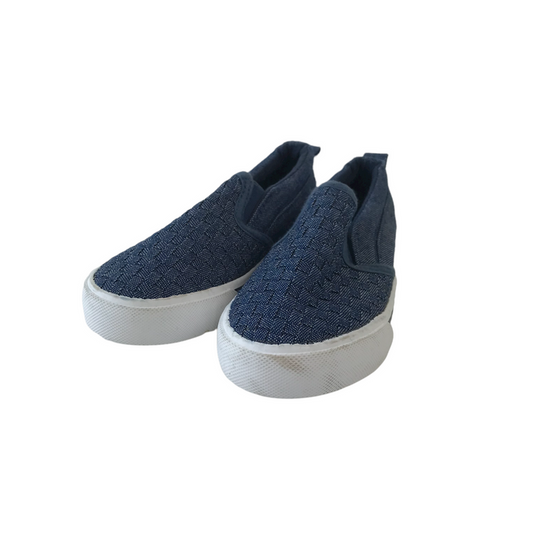 Primark size UK 9 (jr) denim-style plimsolls