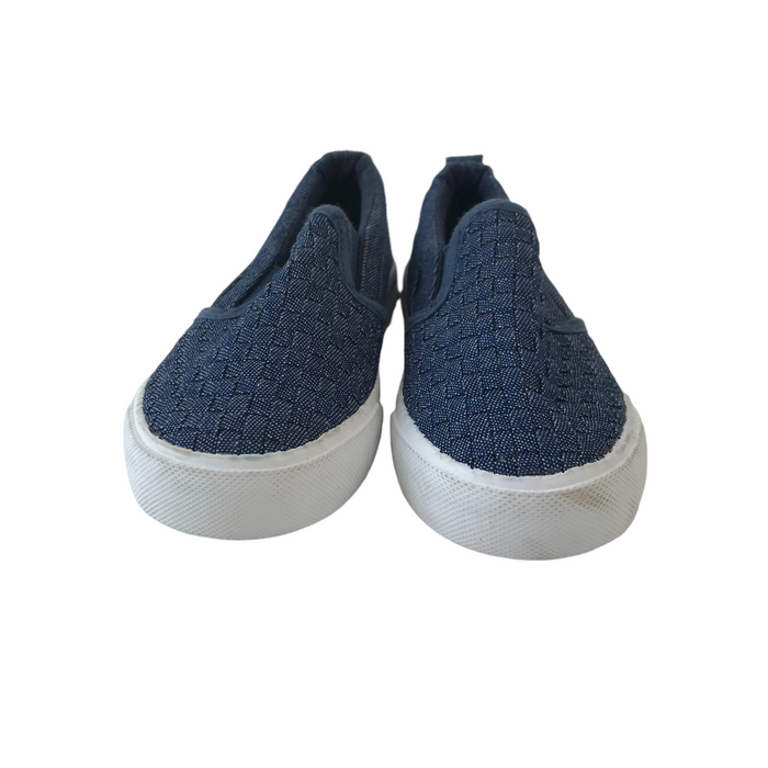 Primark size UK 9 (jr) denim-style plimsolls