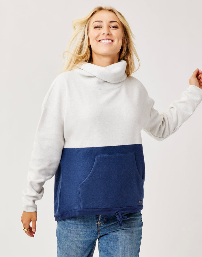 Rowayton Colorblock Cowl: Cloud Heather w. Navy