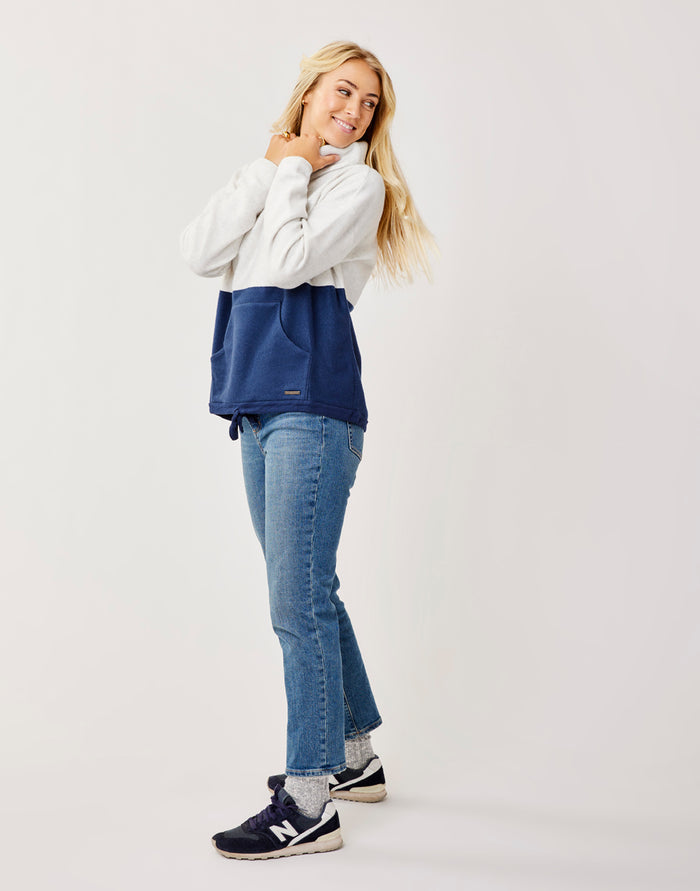 Rowayton Colorblock Cowl: Cloud Heather w. Navy