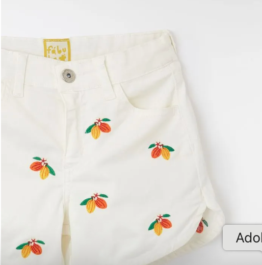 SHORTS SARJA BORDADO CACAU