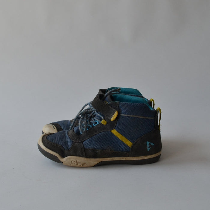 Size UK 1 blue high top trainers - blue high top