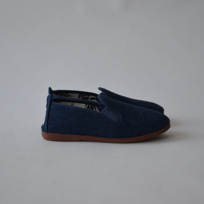 Size UK 10 (jr) blue denim plimsolls