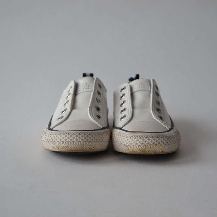 Size UK 13 (jr) white trainers