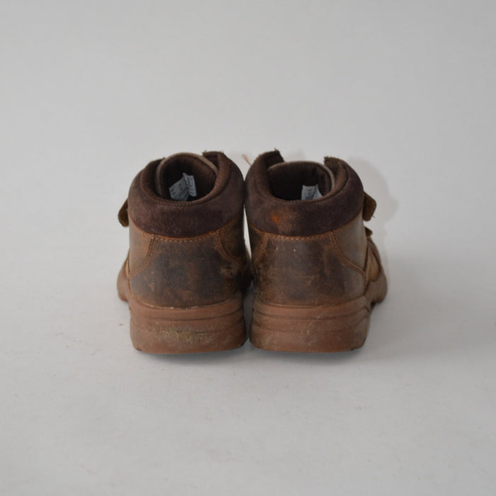 Size UK 9.5 (jr) brown leather boots