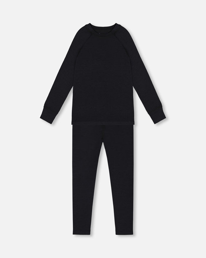 Deux par Deux kids' merino blend two-piece thermal base layer in black – top and pants, front view